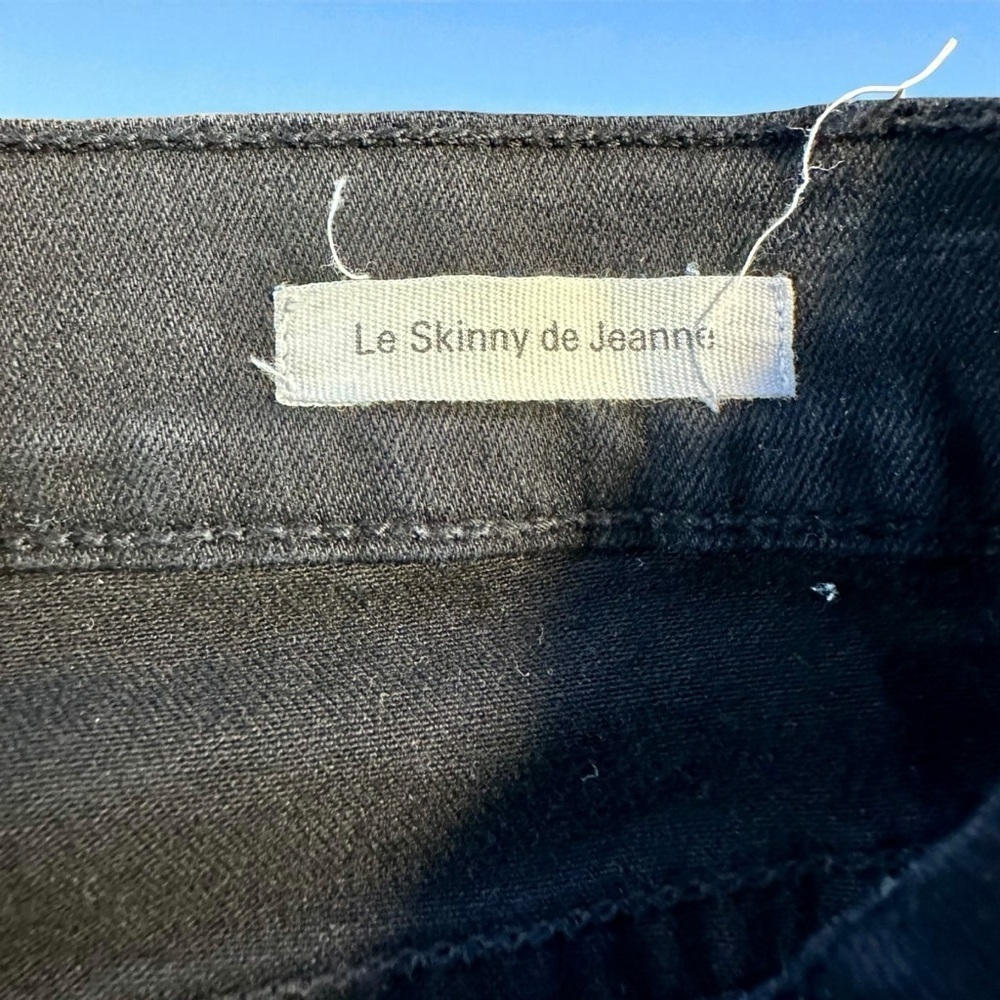 Frame Denim ‘Le Skinny De Jeanne’ in Distressed “Film Noir” Black Size 26 - Picture 4 of 16